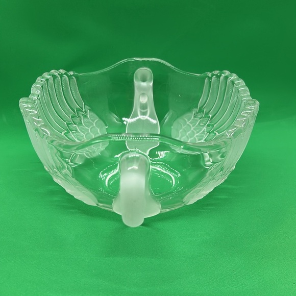 Vintage Mikasa Walther Frosted Crystal Double Headed Swan Centerpiece Bowl. - Picture 4 of 7